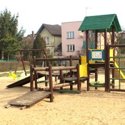 Small plac zabaw dla dzieci w lomzy