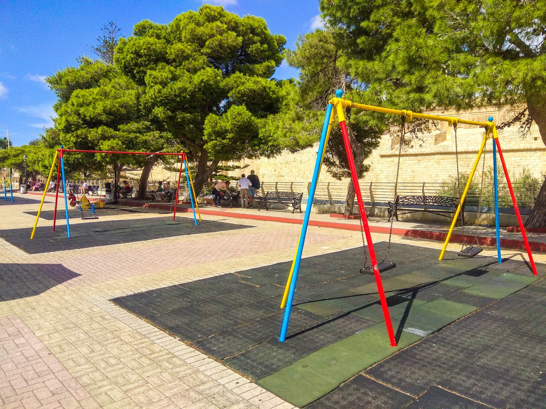 Plac zabaw Malta Playground Mdina Gate