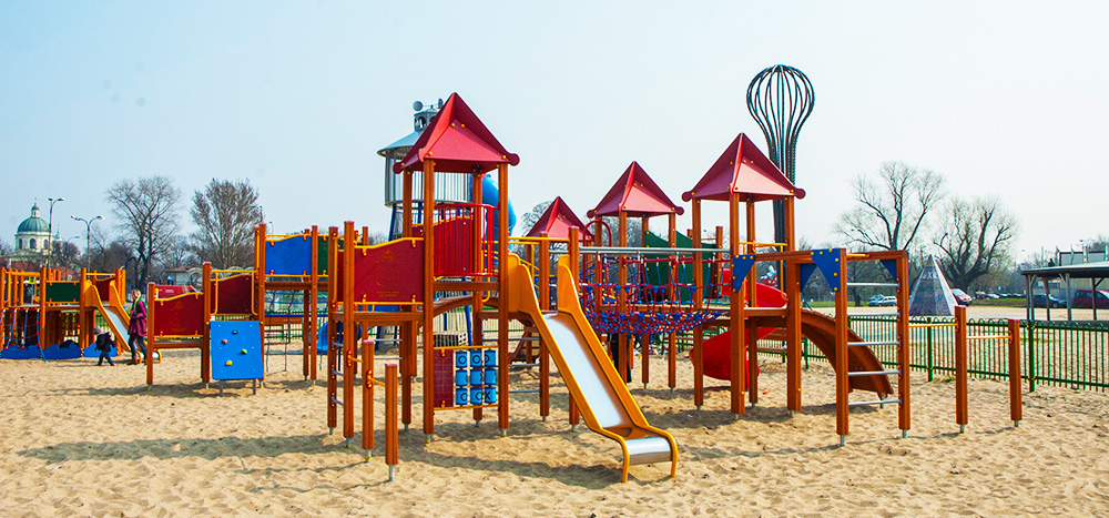 Plac zabaw dla dzieci na Plaży Wilanów